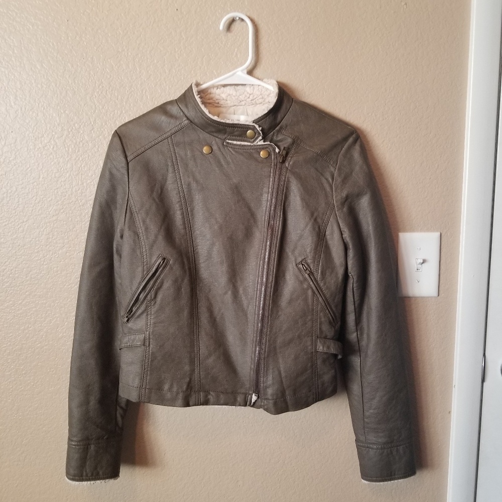 SOLD! Women's Forever XXI army green jacket - Picture 1 of 4